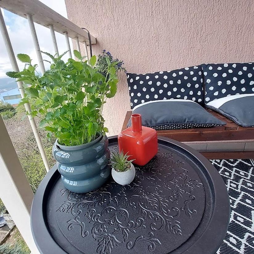 Urban Nest, Sunny Apartment 4 Stars Rijeka Eksteriør bilde